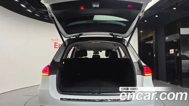 Mercedes-Benz GLE-Class 2019 — ფოტო 16/20