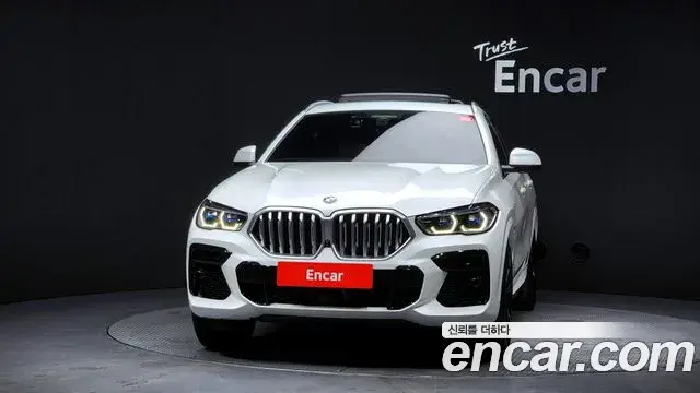 BMW X6 2022 — ფოტო 1/20