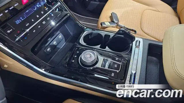 Kia Carnival 2023 — Фото 9/20