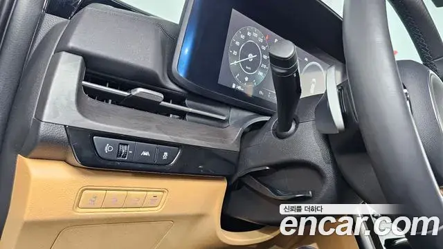 Kia Carnival 2023 — Фото 20/20