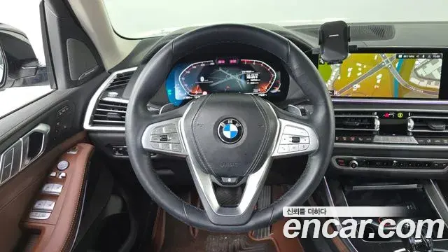 BMW X7 2022 — Photo 10/20