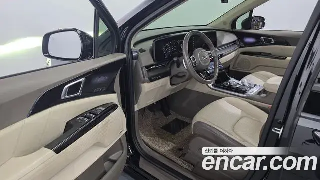Kia Carnival 2021 — Photo 10/20
