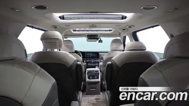 Kia Carnival 2021 — Photo 20/20