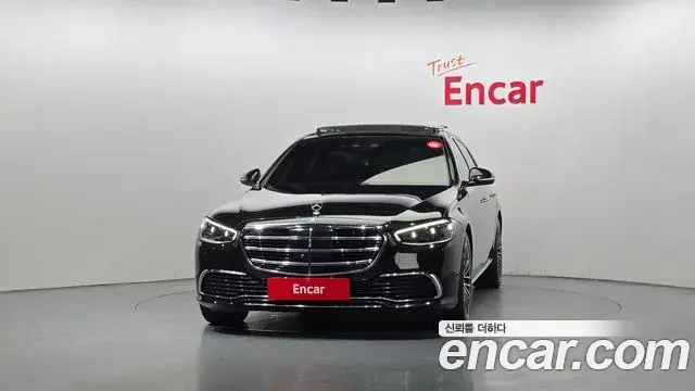 Mercedes-Benz S-Class 2021 — Photo 23/31