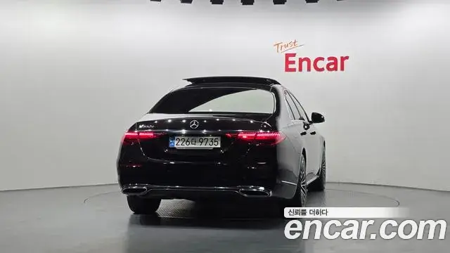 Mercedes-Benz S-Class 2021 — Photo 27/31