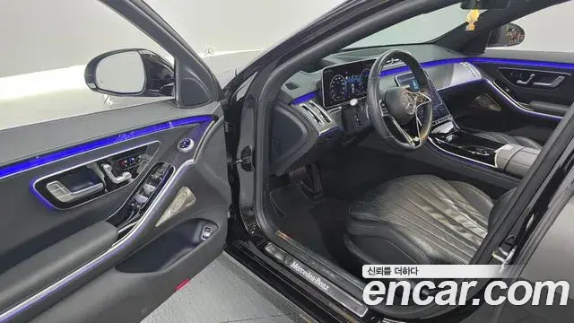 Mercedes-Benz S-Class 2021 — Photo 11/31
