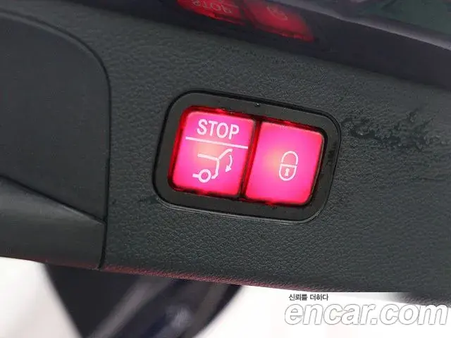 Mercedes-Benz GLC-Class 2019 — ფოტო 14/20