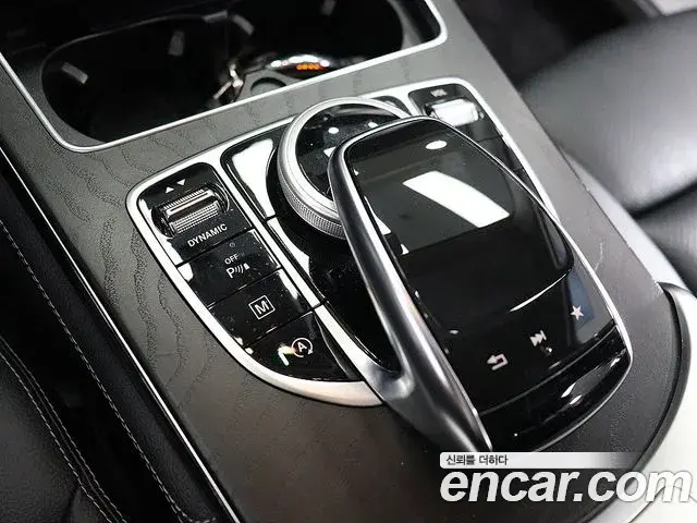 Mercedes-Benz GLC-Class 2019 — ფოტო 9/20