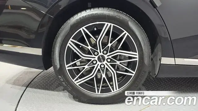 Genesis G90 2022 — ფოტო 19/30