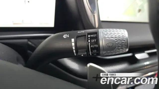 Genesis G90 2022 — ფოტო 29/30