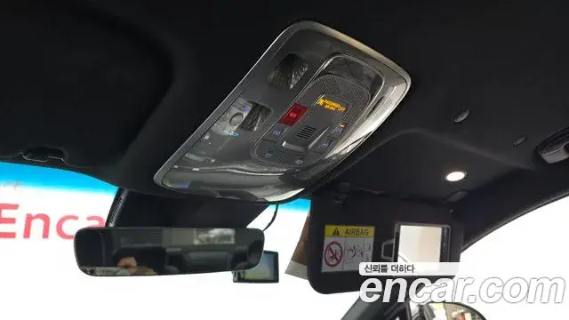 Genesis G90 2022 — ფოტო 24/30