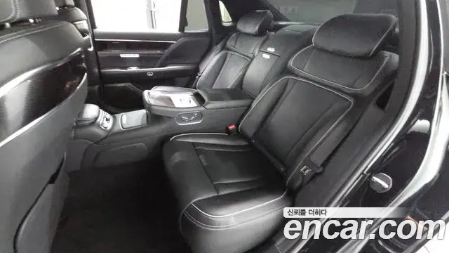 Genesis G90 2022 — ფოტო 26/30