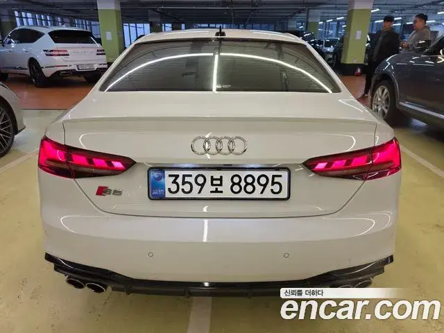 Audi S5 2023 — ფოტო 13/20