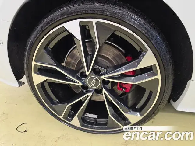 Audi S5 2023 — ფოტო 16/20