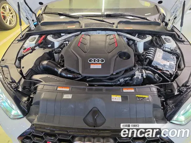 Audi S5 2023 — ფოტო 8/20