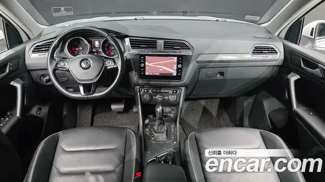 Volkswagen Tiguan 2020 — Фото 7/20