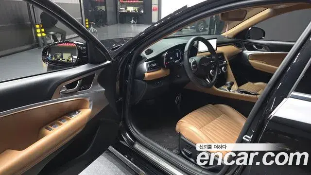 Genesis G70 2021 — Photo 8/20