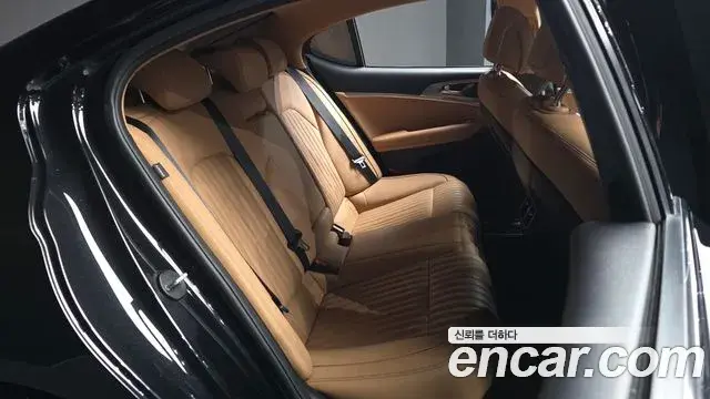 Genesis G70 2021 — Photo 19/20