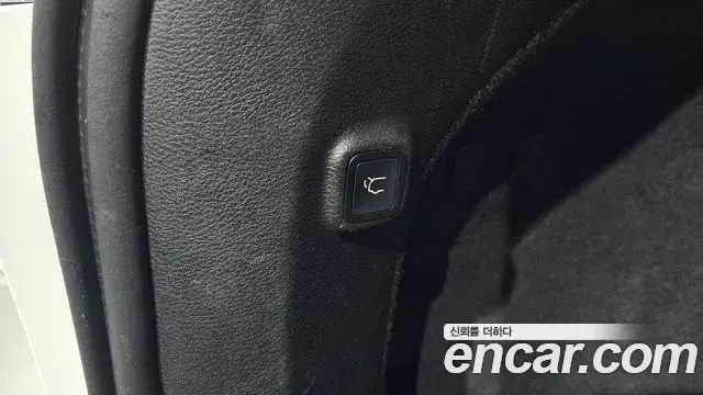 Jeep Cherokee 2021 — Photo 6/32