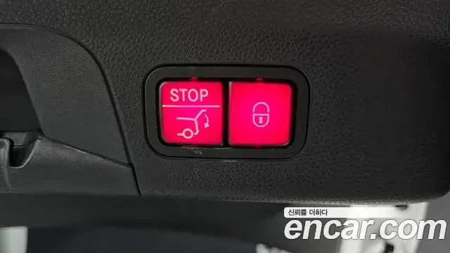 Mercedes-Benz GLC-Class 2019 — Şəkil 8/32