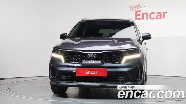 Kia Sorento 2021 — ფოტო 15/20