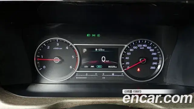 Kia Sorento 2021 — ფოტო 20/20