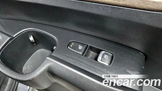 Kia Sorento 2021 — ფოტო 13/20