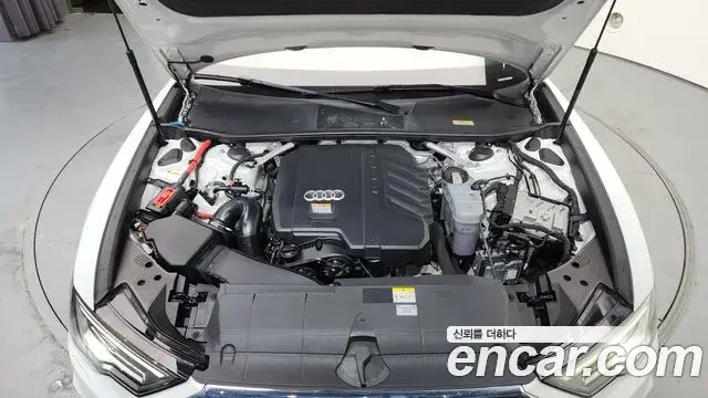 Audi A6 2022 — ფოტო 11/20
