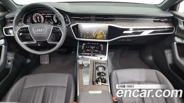 Audi A6 2022 — ფოტო 17/20