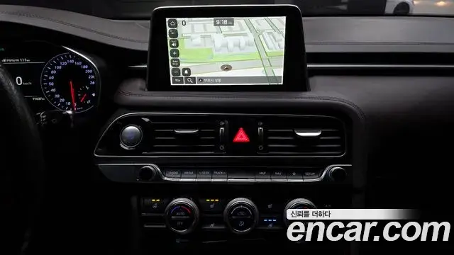 Genesis G70 2018 — Photo 13/20
