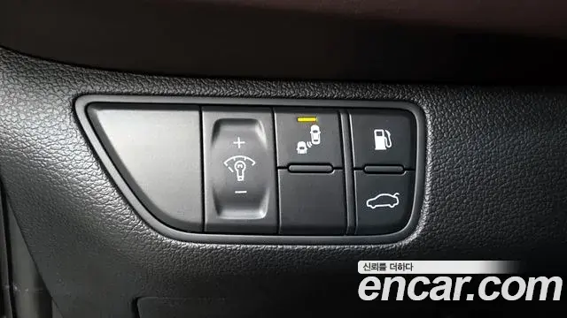 Genesis G70 2018 — Photo 16/20