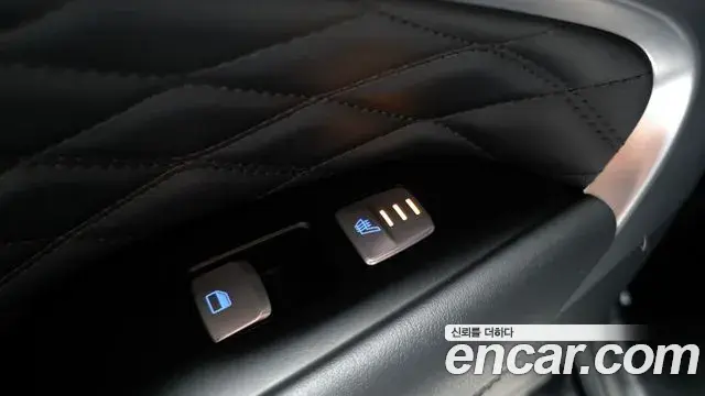 Genesis G70 2018 — Photo 2/20