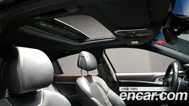 Genesis G70 2018 — Photo 10/20