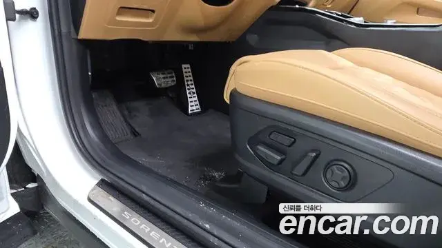 Kia Sorento 2021 — Şəkil 21/33