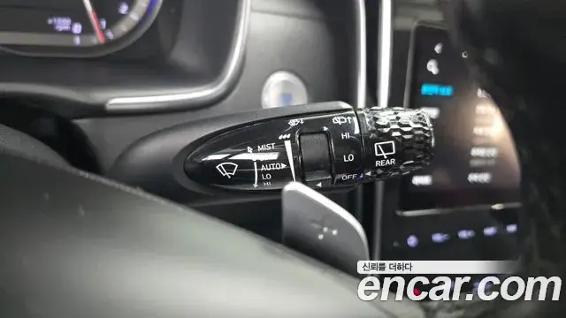 Hyundai Tucson Hybrid 2021 — ფოტო 8/27