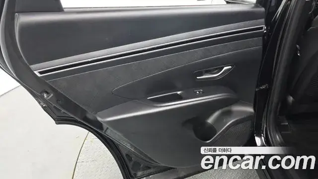 Hyundai Tucson Hybrid 2021 — ფოტო 1/27