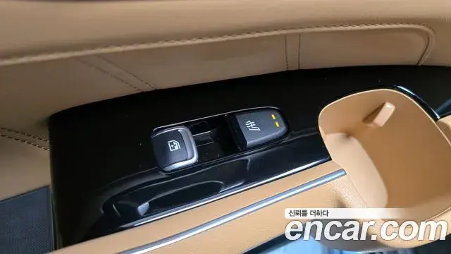 Kia Sorento 2021 — Photo 1/30