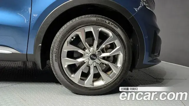 Kia Sorento 2021 — Photo 9/30