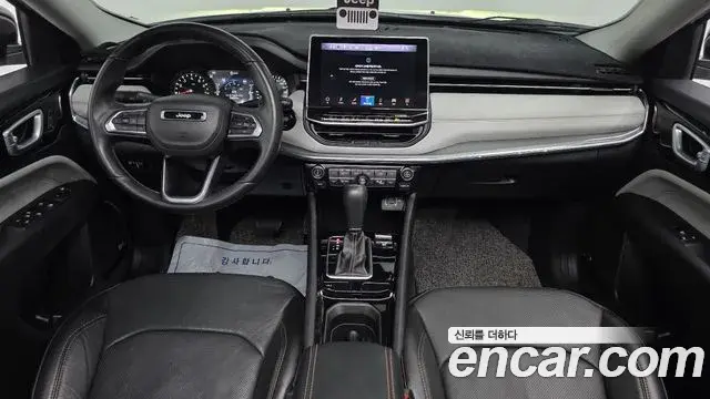 Jeep Compass 2022 — Photo 11/35