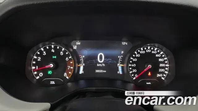 Jeep Compass 2022 — Photo 31/35