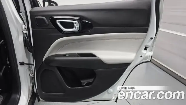 Jeep Compass 2022 — Photo 26/35