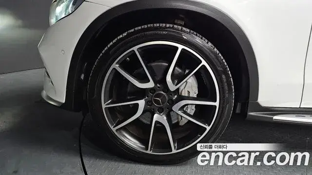 Mercedes-Benz GLC-Class 2018 — Фото 4/20