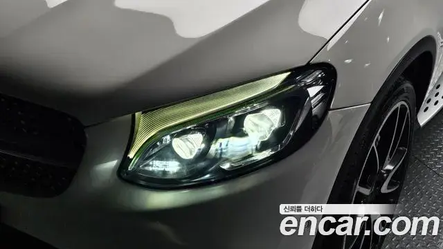 Mercedes-Benz GLC-Class 2018 — ფოტო 25/30