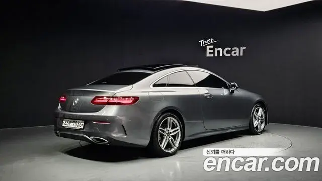 Mercedes-Benz E-Class 2019 — Фото 2/20