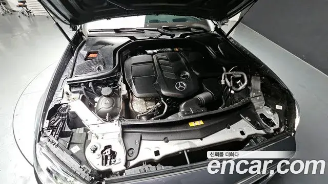 Mercedes-Benz E-Class 2019 — Фото 6/20