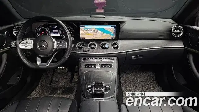 Mercedes-Benz E-Class 2019 — Фото 7/20