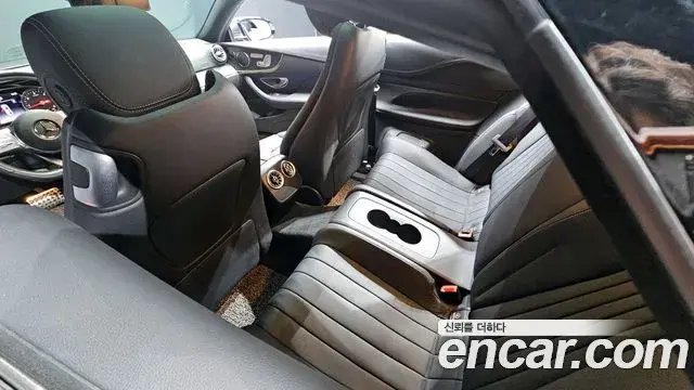 Mercedes-Benz E-Class 2019 — Фото 10/20