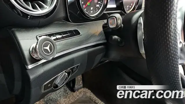 Mercedes-Benz E-Class 2019 — Фото 14/20