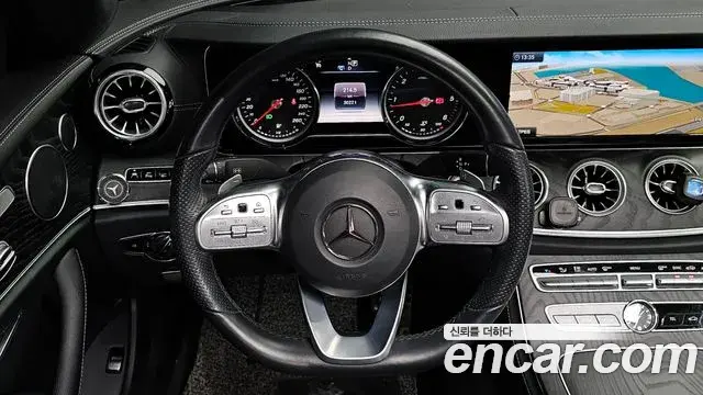 Mercedes-Benz E-Class 2019 — Фото 15/20