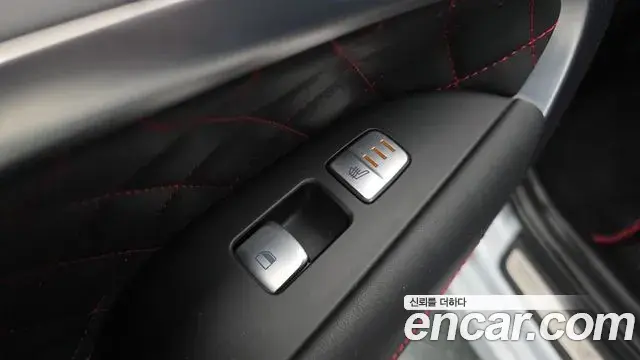 Genesis G70 2018 — Şəkil 26/30